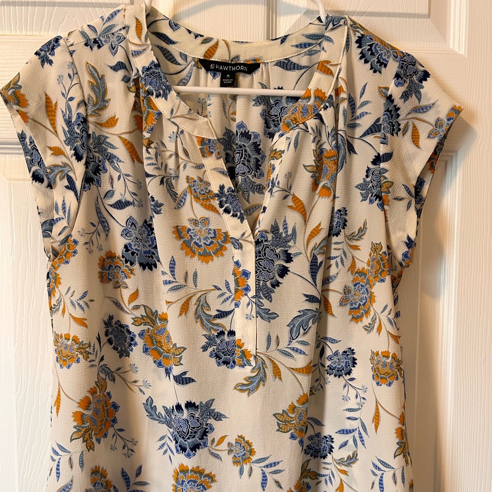 Cream Paisley blouse Medium 41 Hawthorn